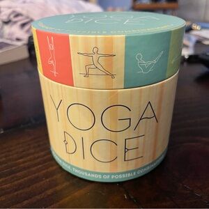 Chronicle Books Yoga Dice New